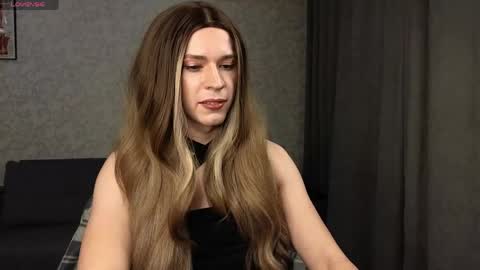 Anna online show from 04-21-26, 04:12