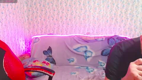 AnnaJake online show from 01-24-25, 06:03