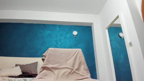 Anna online show from 01-13-25, 10:13