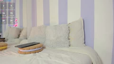 Snapshot of anna_loveu chatting on 12-02-25, 04:07 Ana Lucia online show from 12-02-25, 04:07