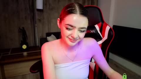 Anna online show from 03-04-25, 07:01