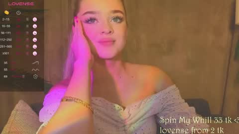 Snapshot of anna_nickol chatting on 05-07-26, 09:53 Anna online show from 05-07-26, 09:53