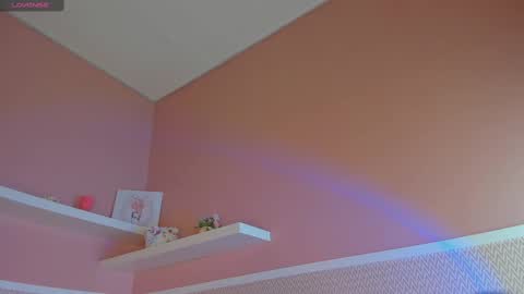 Snapshot of anna_robinson chatting on 02-11-25, 01:10 Anna online show from 02-11-25, 01:10