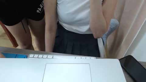 Snapshot of anna_xyz chatting on 11-30-25, 10:30 anna_xyz online show from 11-30-25, 10:30