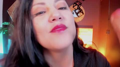 Anna online show from 02-18-26, 03:35