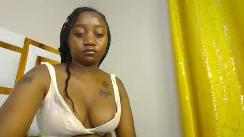 Snapshot of annabel038 chatting on 01-29-25, 05:45 Annabel online show from 01-29-25, 05:45