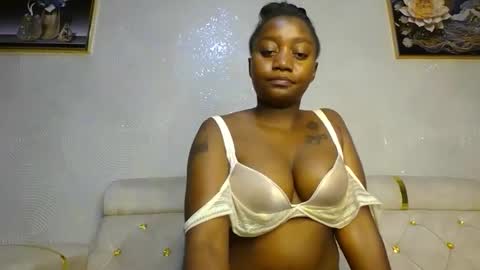 Snapshot of annabel038 chatting on 02-09-25, 03:11 Annabel online show from 02-09-25, 03:11