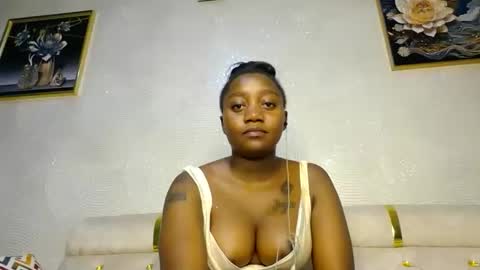 Snapshot of annabel038 chatting on 02-11-25, 11:01 Annabel online show from 02-11-25, 11:01