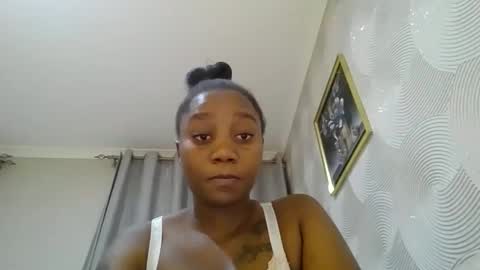 Snapshot of annabel038 chatting on 02-23-25, 04:13 Annabel online show from 02-23-25, 04:13