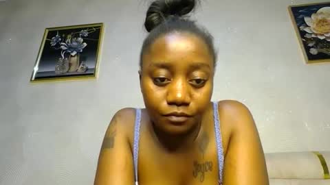 Snapshot of annabel038 chatting on 02-26-25, 03:42 Annabel online show from 02-26-25, 03:42