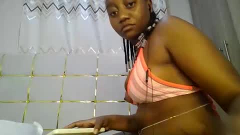 Snapshot of annabel038 chatting on 03-10-25, 02:17 Annabel online show from 03-10-25, 02:17