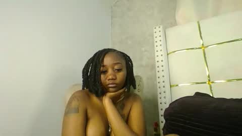 Snapshot of annabel038 chatting on 09-13-25, 07:24 Annabel online show from 09-13-25, 07:24