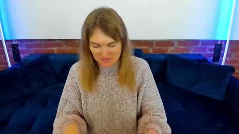 Snapshot of annabel_xxx chatting on 11-01-25, 06:37 Annabel online show from 11-01-25, 06:37