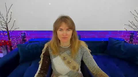 Snapshot of annabel_xxx chatting on 12-14-25, 06:08 Annabel online show from 12-14-25, 06:08