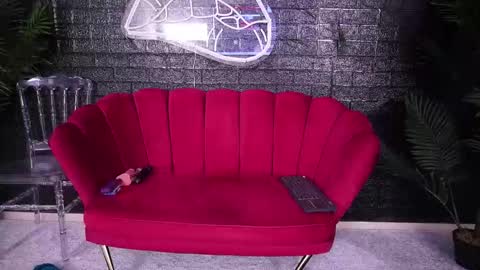 Anna online show from 11-26-25, 05:30