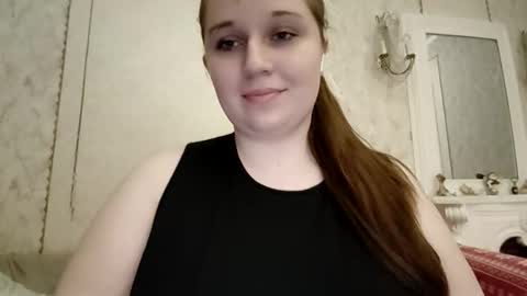 Snapshot of annagoldy chatting on 11-16-25, 01:49 Anna online show from 11-16-25, 01:49