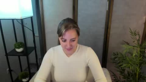 annagrees1 online show from 09-28-25, 08:31