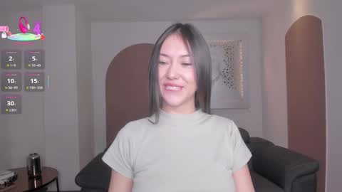 Snapshot of annahoffman_ chatting on 09-17-25, 12:29 annahoffman_ online show from 09-17-25, 12:29