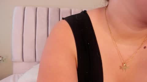 Snapshot of annanoval_10 chatting on 01-16-26, 12:53 AnnaNoval 10 online show from 01-16-26, 12:53