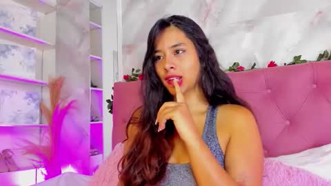 Snapshot of annaqueen_ chatting on 10-23-25, 04:50 Anna online show from 10-23-25, 04:50