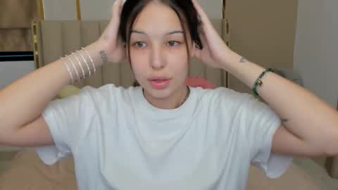 Anna online show from 11-24-25, 12:21