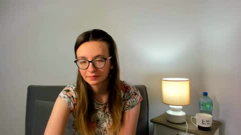 Snapshot of annatasty chatting on 06-26-26, 04:11 Anna online show from 06-26-26, 04:11