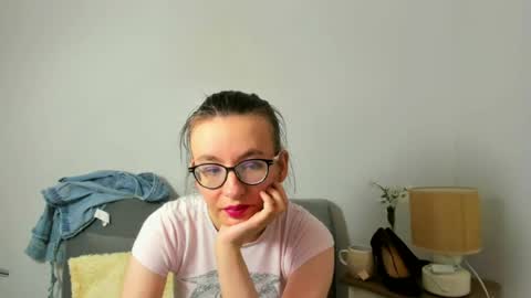 Snapshot of annatasty chatting on 07-01-26, 04:29 Anna online show from 07-01-26, 04:29