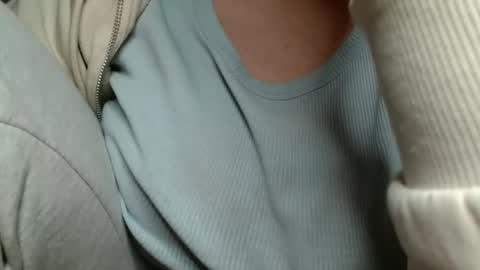 Bella online show from 04-16-26, 09:39