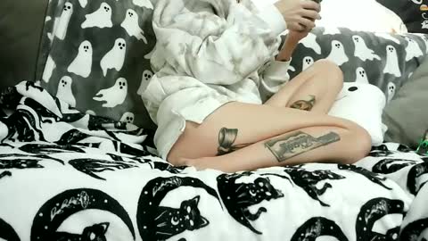 anne online show from 09-24-25, 01:47