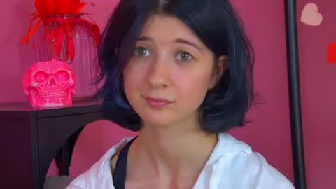 Snapshot of anneavelin chatting on 07-10-26, 09:23 Anne online show from 07-10-26, 09:23