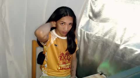 Snapshot of annebisyosa_angela chatting on 01-09-26, 07:22 annebisyosa_angela online show from 01-09-26, 07:22