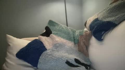 Snapshot of anned1991 chatting on 12-21-25, 10:50 anned1991 online show from 12-21-25, 10:50