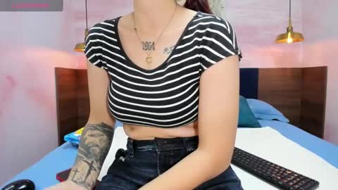 Snapshot of annedixie chatting on 03-05-25, 03:08 Anne online show from 03-05-25, 03:08