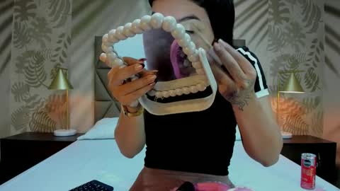 Anne online show from 02-01-26, 03:05