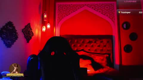 Anne  online show from 01-22-25, 08:49