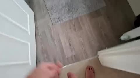 Annesfeet online show from 12-17-24, 02:11