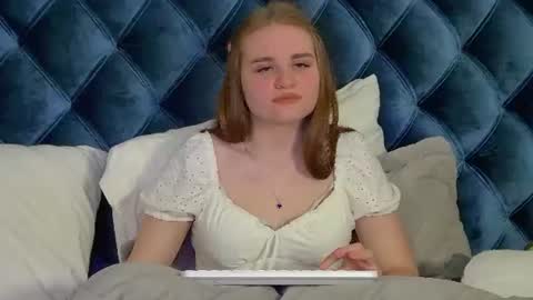 AnnetBennette online show from 06-26-26, 05:45
