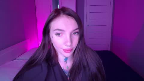 Snapshot of annetenet chatting on 07-30-26, 07:29 Annet online show from 07-30-26, 07:29