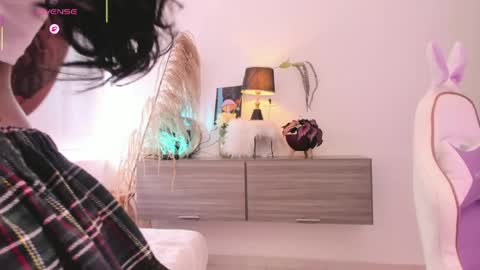 Angel online show from 04-18-26, 07:07