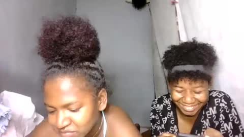 annick98 online show from 02-28-26, 05:58