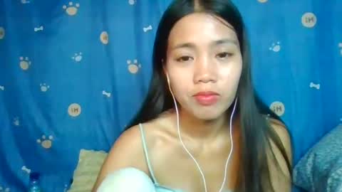 annie_cute34 online show from 05-19-26, 06:47