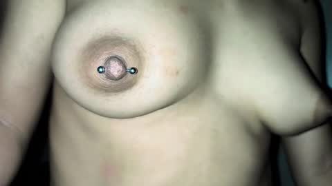 Snapshot of annie_darling_ chatting on 09-30-25, 09:31 A N G E L online show from 09-30-25, 09:31