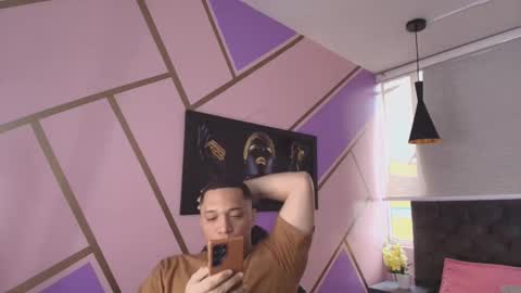 Snapshot of annie_lii chatting on 10-14-25, 01:01 Annie lii online show from 10-14-25, 01:01