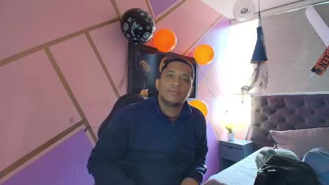 Snapshot of annie_lii chatting on 10-25-25, 12:34 Annie lii online show from 10-25-25, 12:34