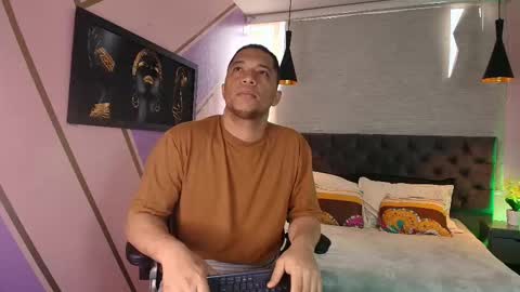 Snapshot of annie_lii chatting on 11-30-25, 01:04 Annie lii online show from 11-30-25, 01:04