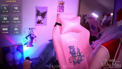 Annie May   online show from 12-28-24, 04:41