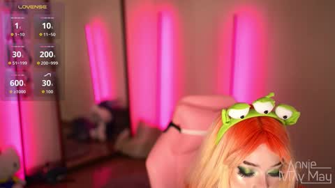 Annie May   online show from 11-03-25, 01:45