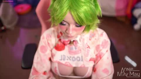 Annie May   online show from 03-29-26, 01:44