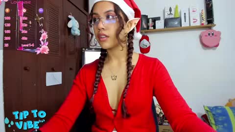 Snapshot of anniecottan chatting on 12-11-24, 06:47 Annie cottan online show from 12-11-24, 06:47