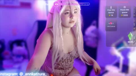 Annie Katzura new acount online show from 09-20-25, 11:28
